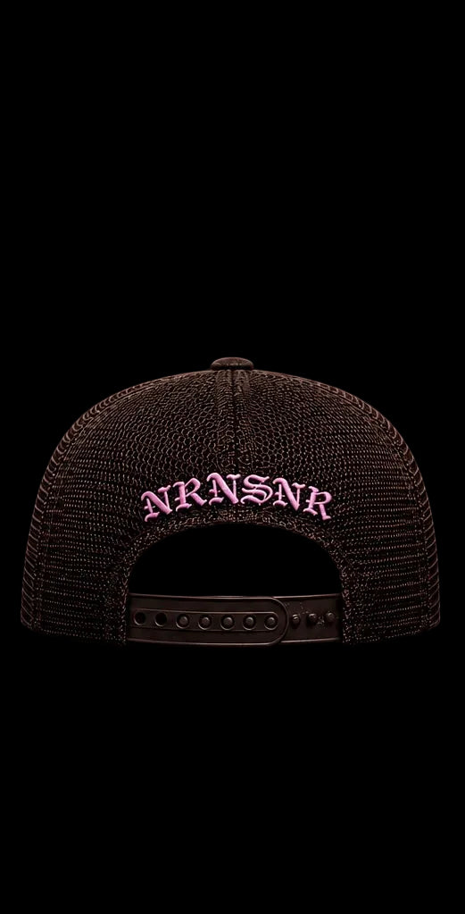 NO REGRETS VELVET BROWN/PINK TRUCKER CAP [NRUK026]